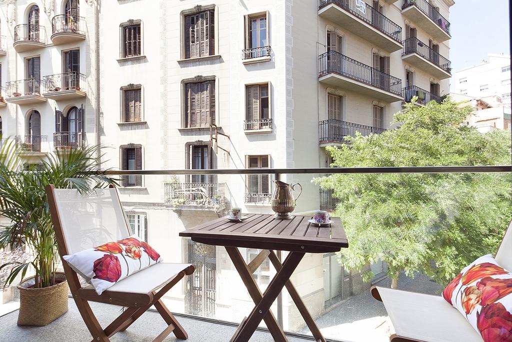Apartment Barcelona Rentals - Sarria Apartments Near Center Exterior photo